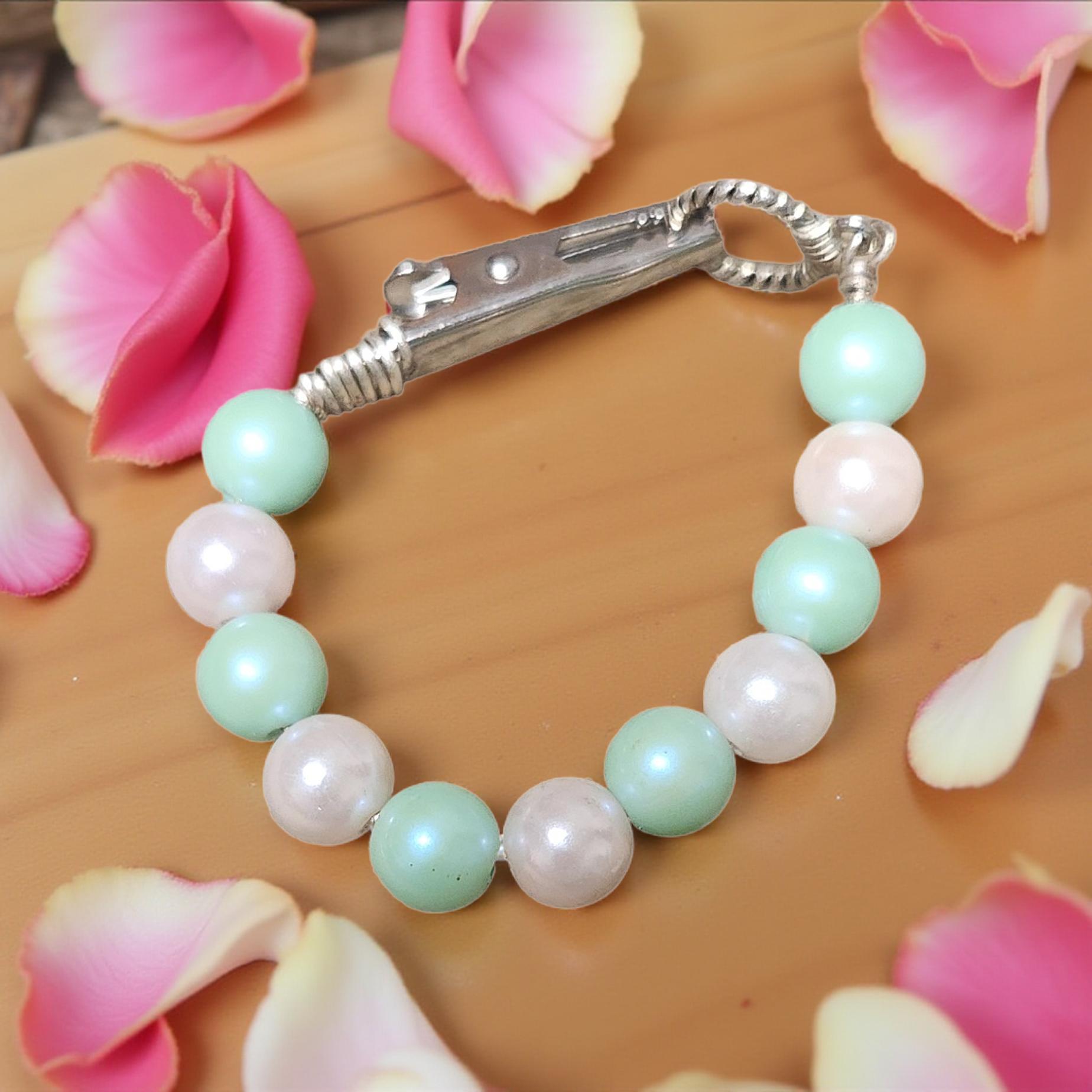Modern Metal Clasp Bracelet – Stylish Accent - Cypress & Sage - Vermilion