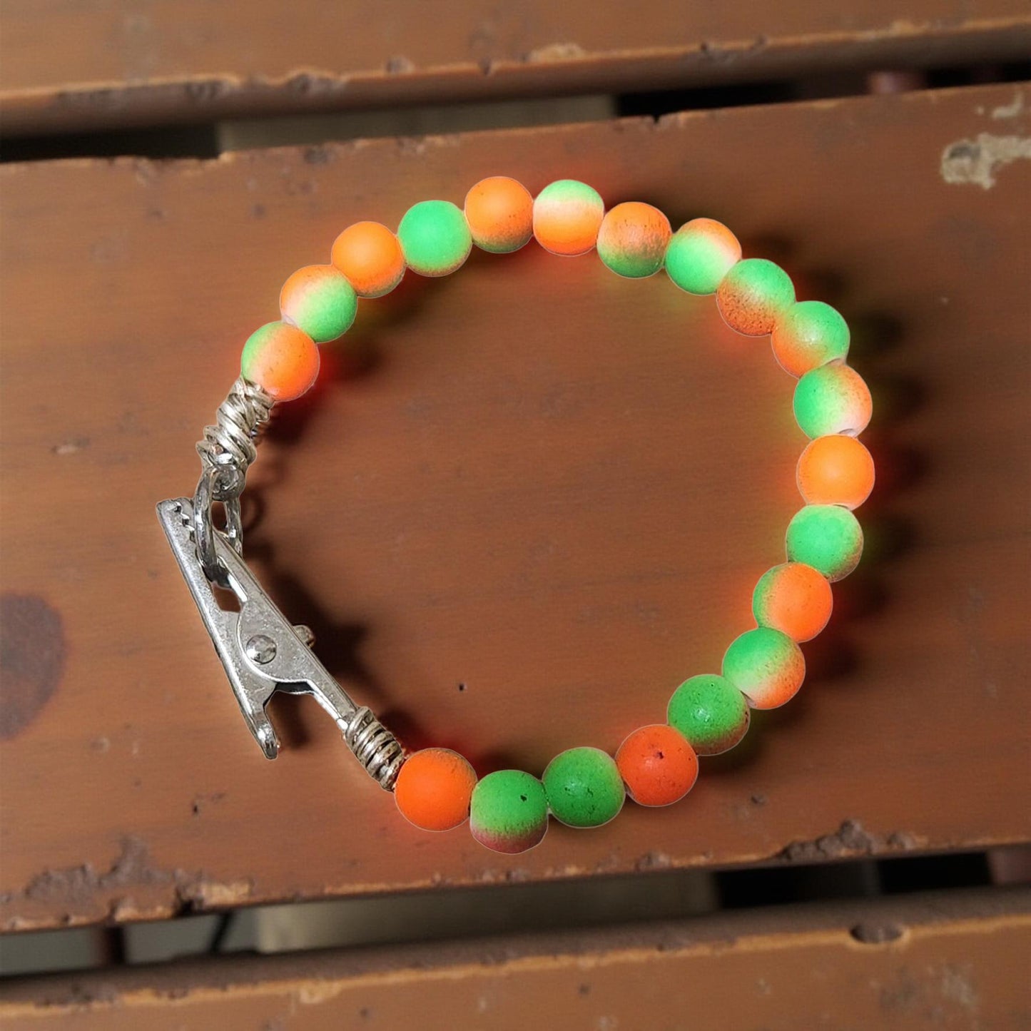 Modern Metal Clasp Bracelet – Stylish Accent - Cypress & Sage - Vermilion