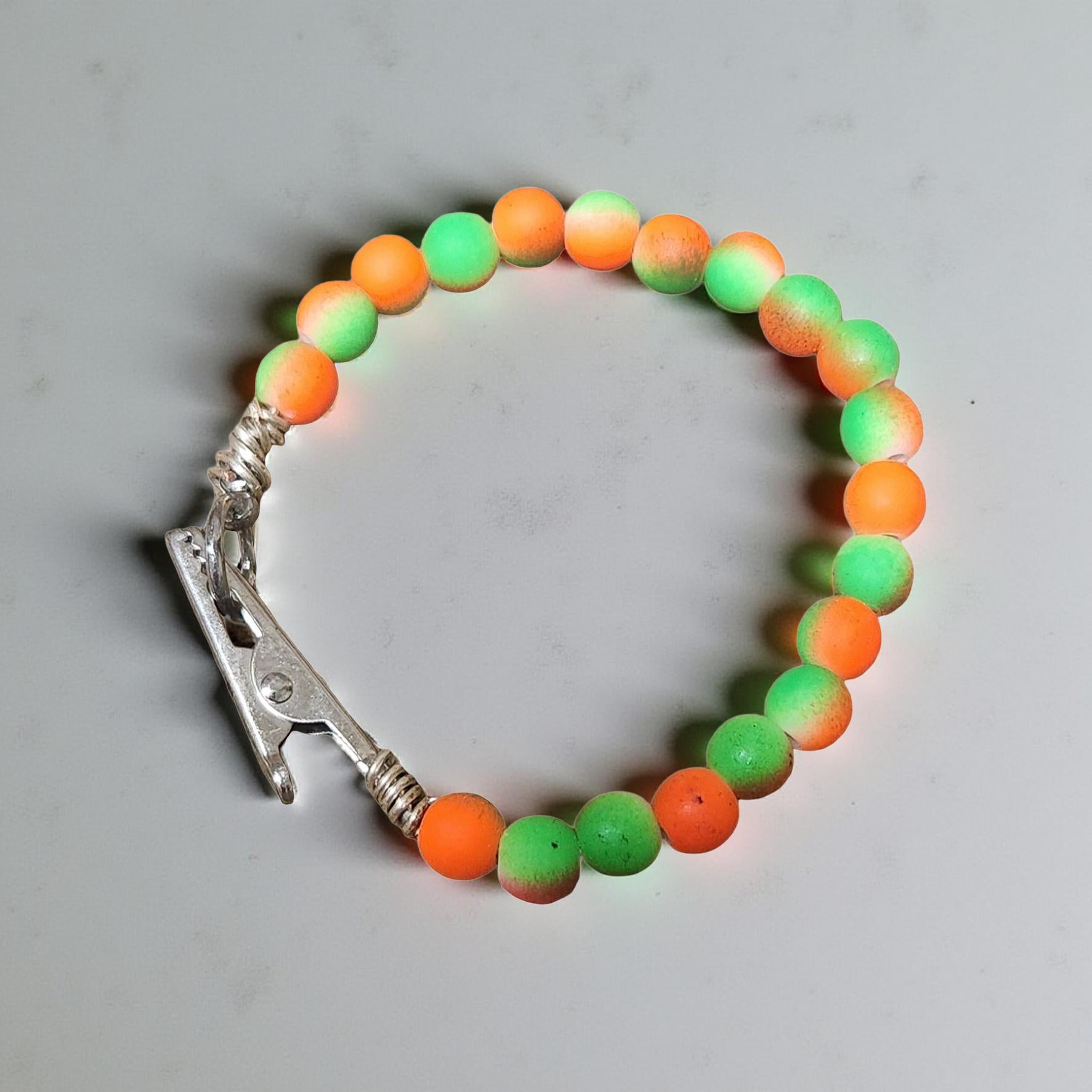Modern Metal Clasp Bracelet – Stylish Accent - Cypress & Sage - Vermilion