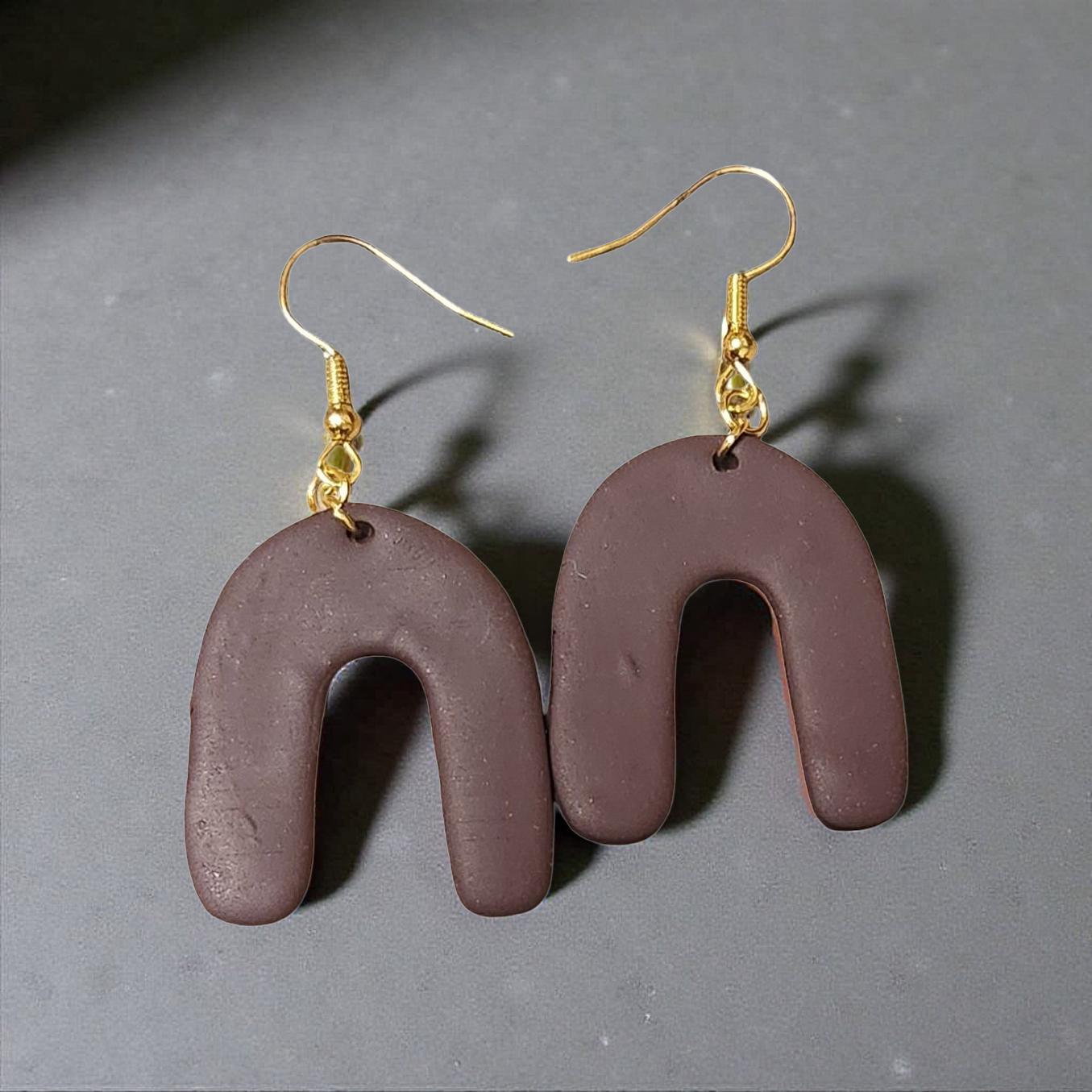 Horseshoe - Cypress & Sage - Vermilion