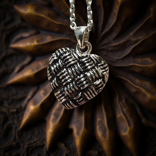 💖 Woven Heart Necklace & Earring Set - Cypress & Sage - Vermilion